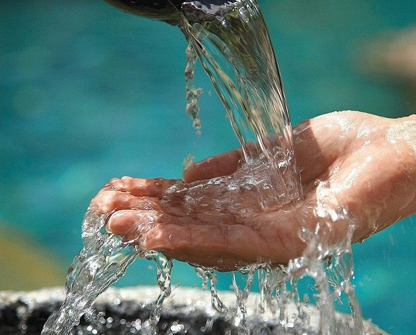 Ciri Ciri Air Bersih Yang Aman Untuk Dikonsumsi Oleh Masyarakat Menurut Who Unnu 4480